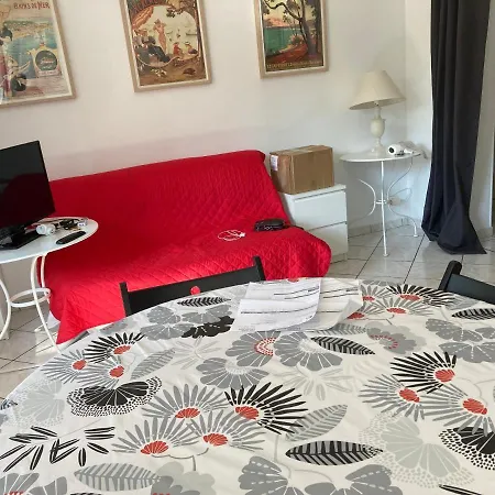 Acces Direct Plage 아파트